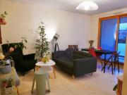 Appart chaleureux, avec baies vitrées et ligne T2