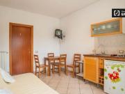 Appartamento 2 camere da letto, Rome Rome 00163 ES44531737