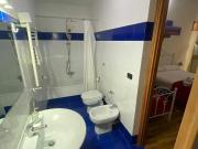 Appartamento 3 camere da letto, Naples Naples 80138...
