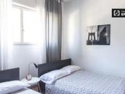 Appartamento 3 camere da letto, Rome Rome 00153 ES47425744
