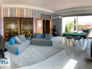 Appartamento arredato Chiaia