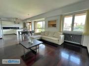 Appartamento arredato con piscina Eur, laurentino,... Appartamento arredato con piscina Eur, laurentino,...