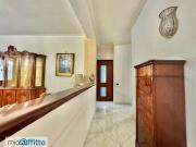 Appartamento arredato con terrazzo Arenella