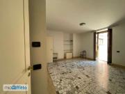 Appartamento arredato con terrazzo Catania