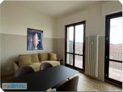 Appartamento arredato con terrazzo Centro