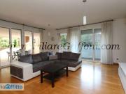 Appartamento arredato con terrazzo Centro