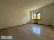 Appartamento arredato con terrazzo Centro