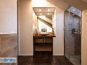 Appartamento arredato con terrazzo Chiaia