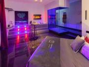 Appartamento arredato con terrazzo Chiaia