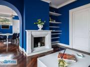 Appartamento arredato con terrazzo Chiaia