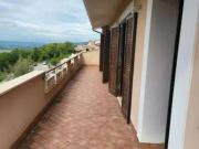 Appartamento arredato con terrazzo Forano