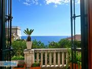 Appartamento arredato con terrazzo Nervi quinto al mare