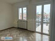 Appartamento arredato con terrazzo Repubblica, stazione...