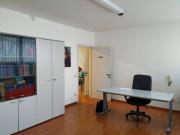 Ufficio in affitto a Macerata, Periferia