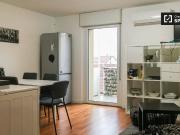 Appartamento con 1 camera da letto con balcone a...