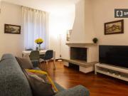 Appartamento con 1 camera da letto in affitto a Bande...