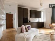 Appartamento con 1 camera da letto in affitto a Milano