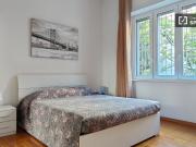 Appartamento con 1 camera da letto in affitto a Porta...