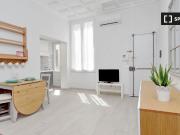 Appartamento con 1 camera da letto in affitto nel Rione...