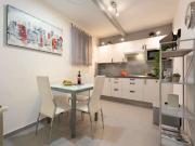 Appartamento con 1 camera da letto in affitto a Santa...