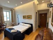 Appartamento con 1 camera da letto in affitto nel Rione...