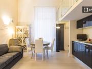 Appartamento con 2 camere da letto in affitto a Chiaia,...