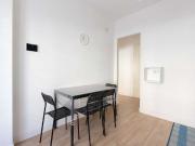 Appartamento con 2 camere da letto in affitto a D....