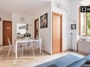 Appartamento con 2 camere da letto in affitto a Roma