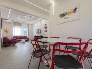 Appartamento con 3 camere da letto in affitto a Val...