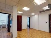 Appartamento con 8 camere da letto in affitto a Milano