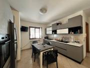 Appartamento con accesso indipendente in vendita a...