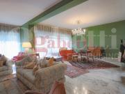 Appartamento con box a Roma