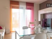 Appartamento con due camere da letto con ampio balcone...