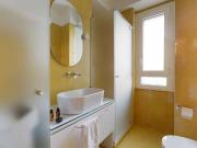 Appartamento con due camere da letto in affitto a Milano