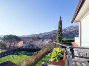 Appartamento con giardino in via campomorone, Genova