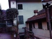 Appartamento con giardino in via molassana 88, Genova
