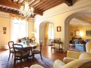 Appartamento con terrazzi, Lucca centro storico