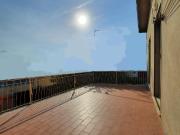 Appartamento con terrazzo a Cascina