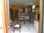 Appartamento con terrazzo a Massa