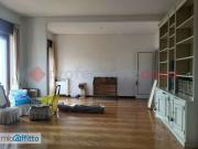 Appartamento con terrazzo Circonvallazione manin