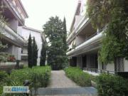 Appartamento con terrazzo e piscina