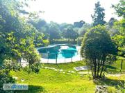Appartamento con terrazzo e piscina