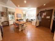 Appartamento con terrazzo in contrà corpus domini 30,...