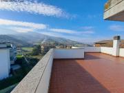 Appartamento con terrazzo in vendita a Folignano, Villa...