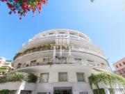 Appartamento con terrazzo in via archimede, Roma