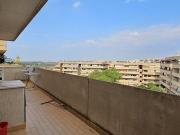 Appartamento con terrazzo in via luigi gastinelli 238, Roma