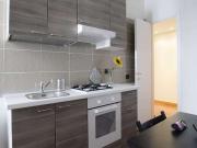 Accogliente camera singola con portineria