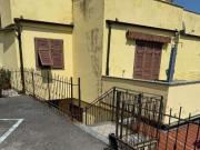 Appartamento da ristrutturare in strada della colla 56,...