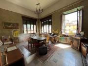 Appartamento da ristrutturare, Lucca centro storico