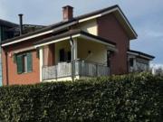 Appartamento di 115 m con più di 5 locali e box auto...